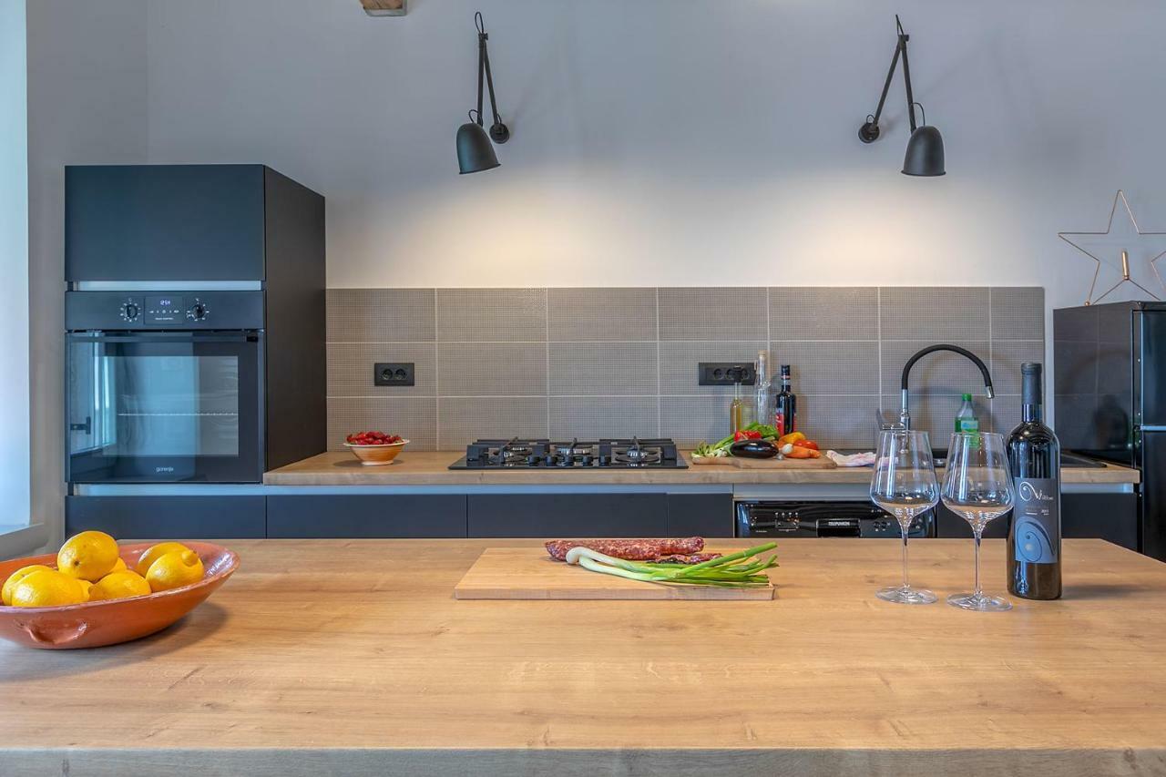 Apartman Bjork Pula Exterior foto